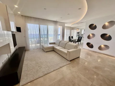 3 bed Apartment For Rent in Sliema, Sliema - thumb 1