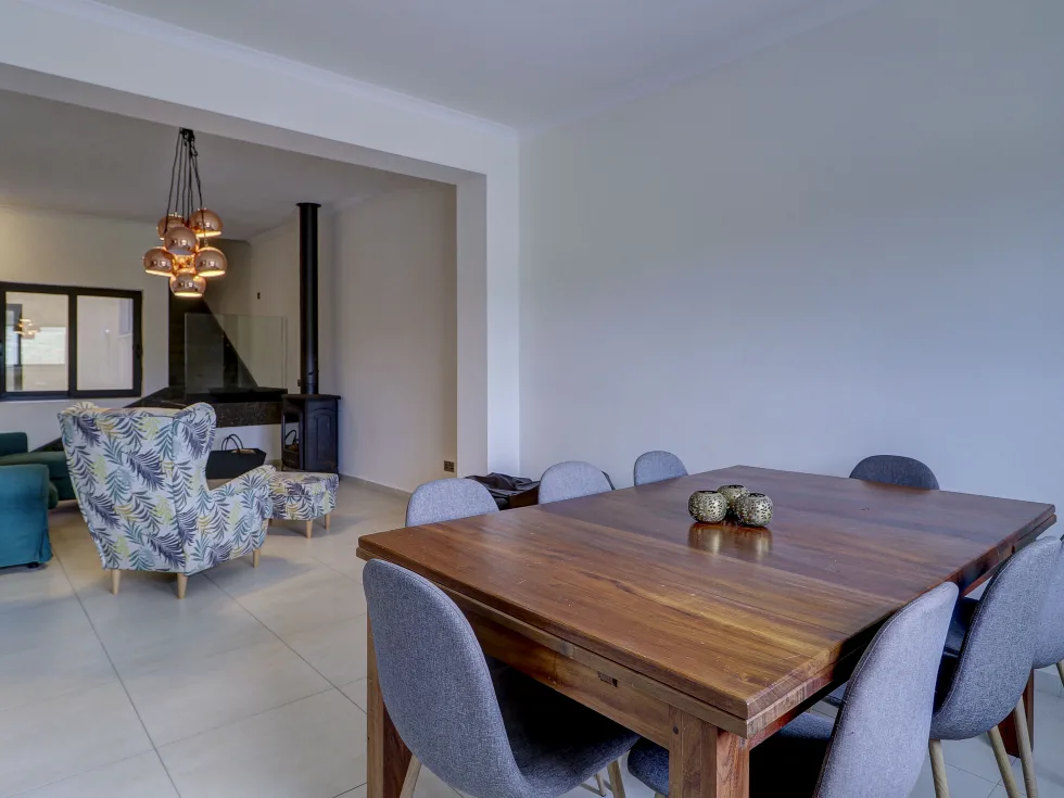 5 bed Terraced House For Rent in Pembroke, Pembroke - thumb 10