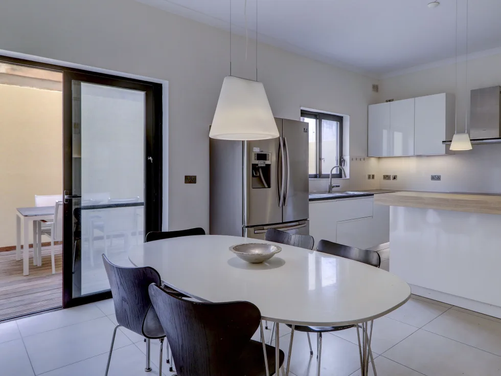 5 bed Terraced House For Rent in Pembroke, Pembroke - thumb 11