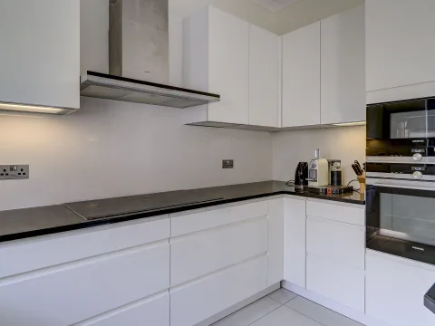 5 bed Terraced House For Rent in Pembroke, Pembroke - thumb 15