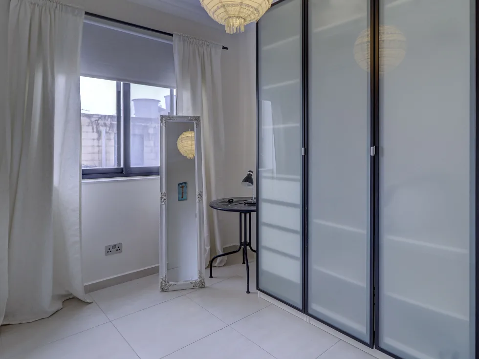 5 bed Terraced House For Rent in Pembroke, Pembroke - thumb 18