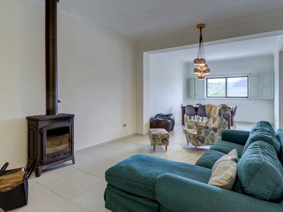 5 bed Terraced House For Rent in Pembroke, Pembroke - thumb 6