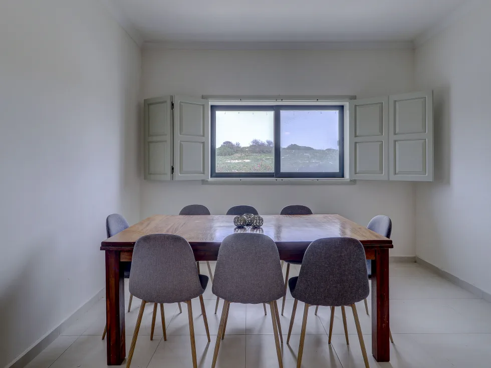 5 bed Terraced House For Rent in Pembroke, Pembroke - thumb 9