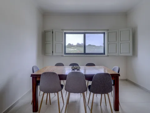 5 bed Terraced House For Rent in Pembroke, Pembroke - thumb 9