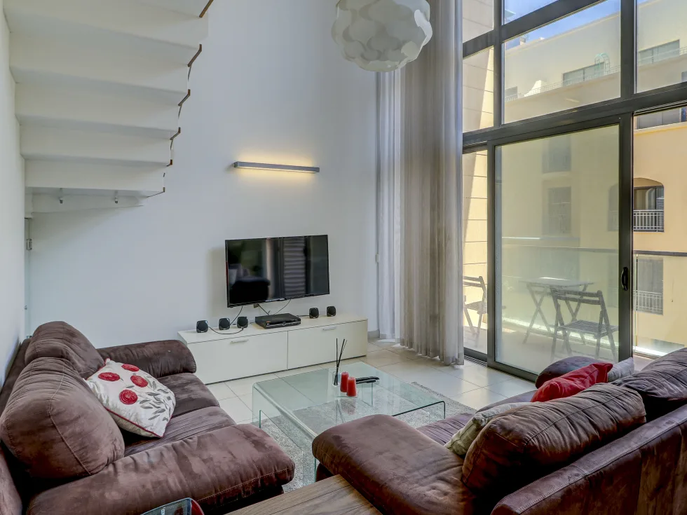 2 bed Apartment For Rent in St Julian's, St Julian's - thumb 2