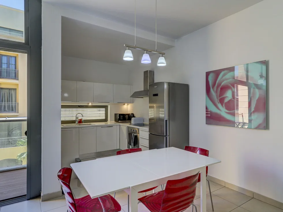 2 bed Apartment For Rent in St Julian's, St Julian's - thumb 5