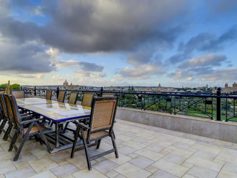 3 bed Penthouse For Rent in Rabat, Rabat - thumb 1