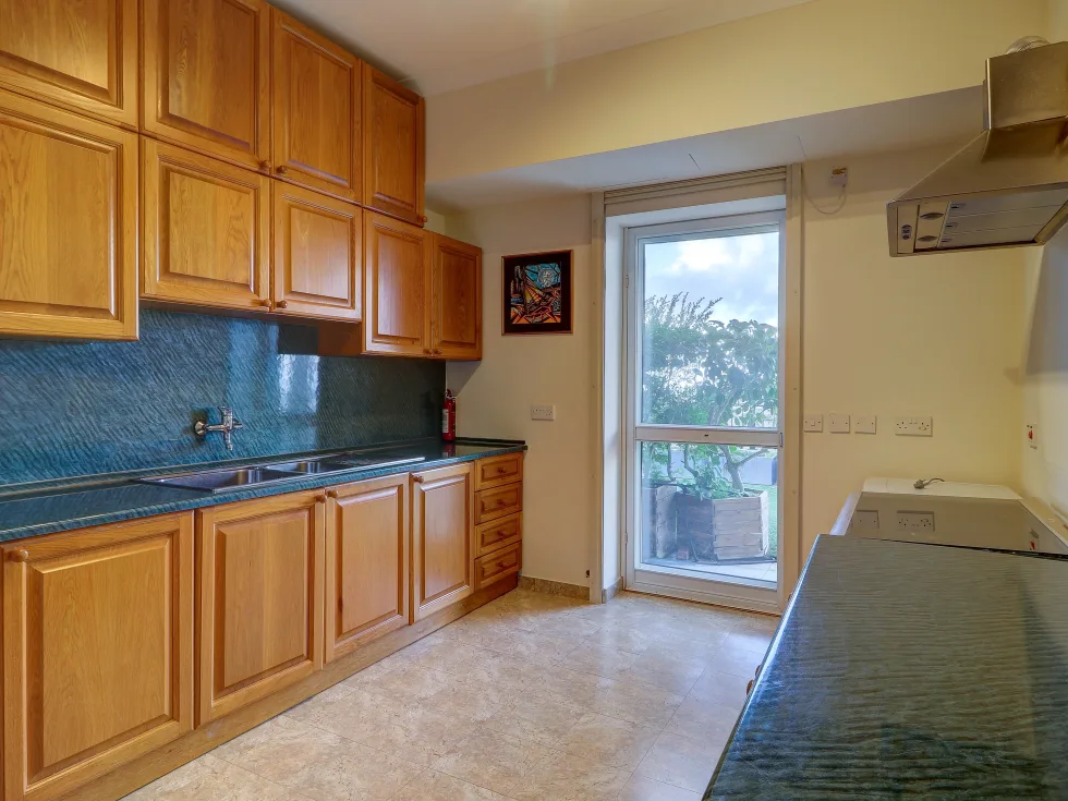 3 bed Penthouse For Rent in Rabat, Rabat - thumb 21