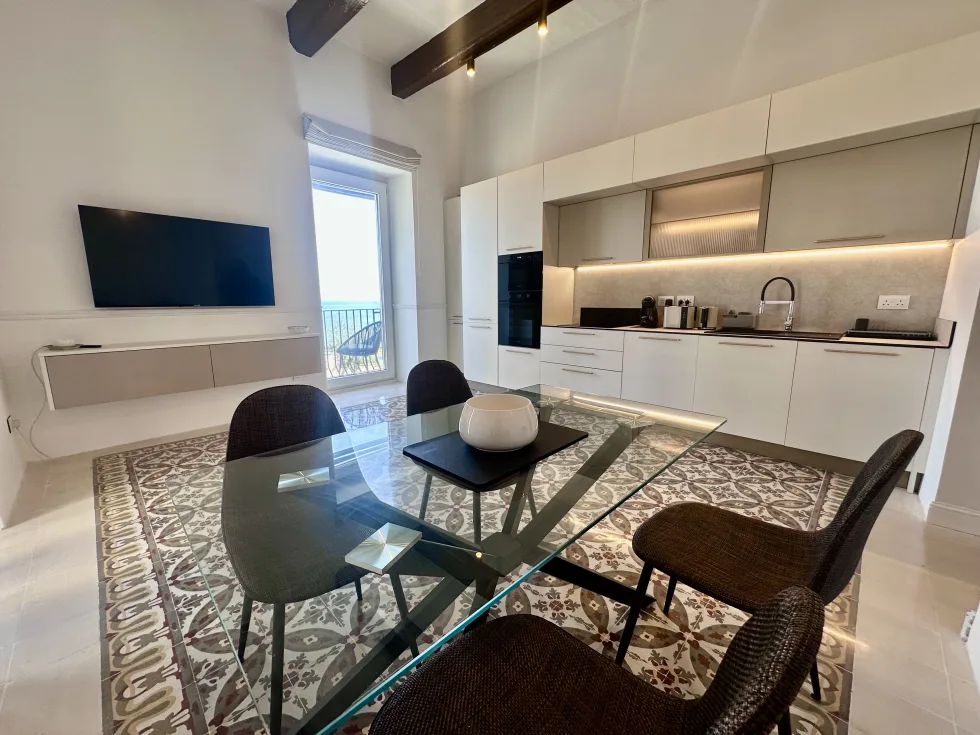 2 bed Apartment For Rent in Sliema, Sliema - thumb 2