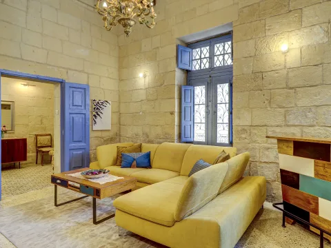 4 bed Town House For Rent in Birkirkara, Birkirkara - thumb 1