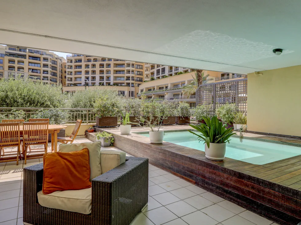 3 bed Apartment For Sale in St Julian's, St Julian's - thumb 3