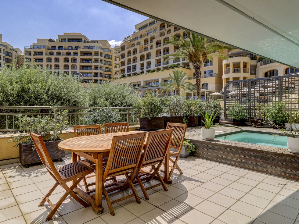 3 bed Apartment For Sale in St Julian's, St Julian's - thumb 6