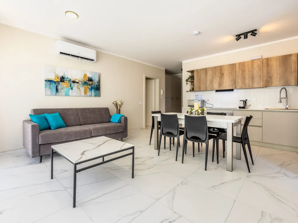 2 bed Penthouse For Rent in Qawra, Qawra - thumb 4