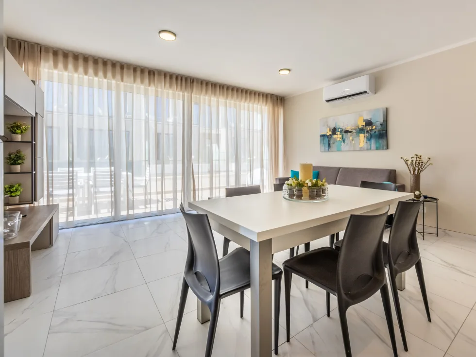 2 bed Penthouse For Rent in Qawra, Qawra - thumb 5