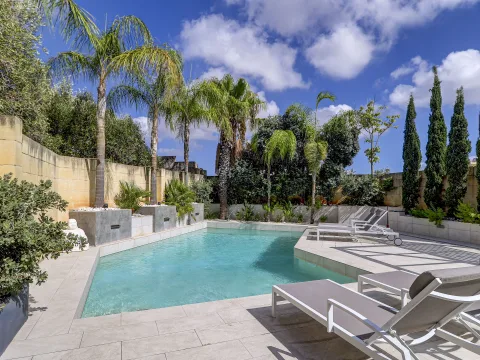 4 bed Town House For Sale in Siggiewi, Siggiewi - thumb 1