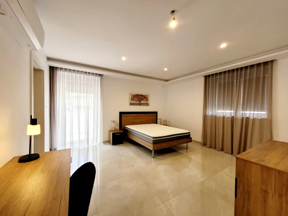 3 bed Penthouse For Rent in Qawra, Qawra - thumb 5