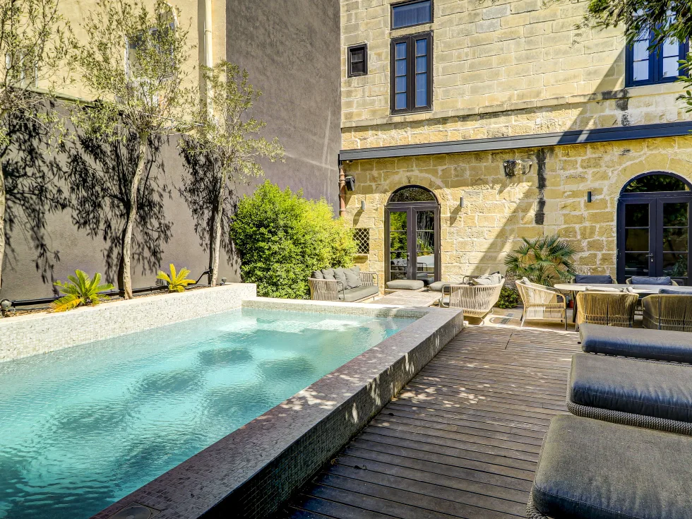 4 bed Palazzo For Sale in Mosta, Mosta - thumb 2