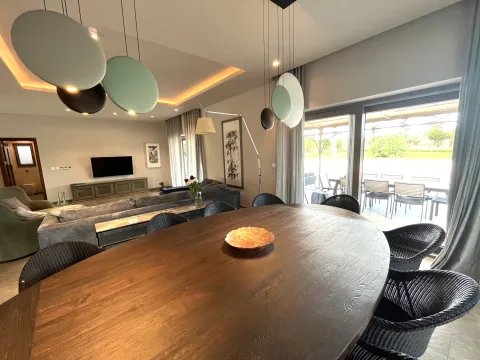 4 bed Farmhouse For Rent in Siggiewi, Siggiewi - thumb 11