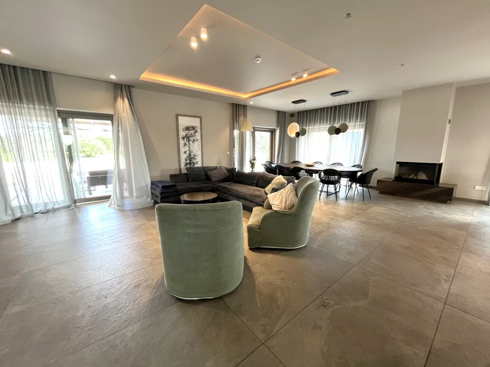 4 bed Farmhouse For Rent in Siggiewi, Siggiewi - thumb 7