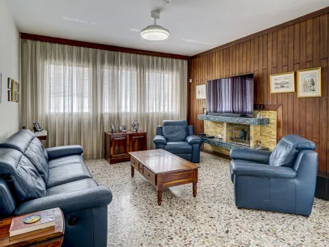 4 bed Villa For Sale in Ta' Xbiex, Ta' Xbiex - thumb 1