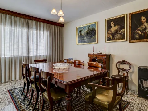 4 bed Villa For Sale in Ta' Xbiex, Ta' Xbiex - thumb 7