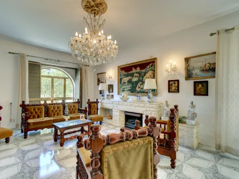 4 bed Villa For Sale in Attard, Attard - thumb 14