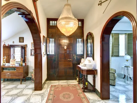 4 bed Villa For Sale in Attard, Attard - thumb 2