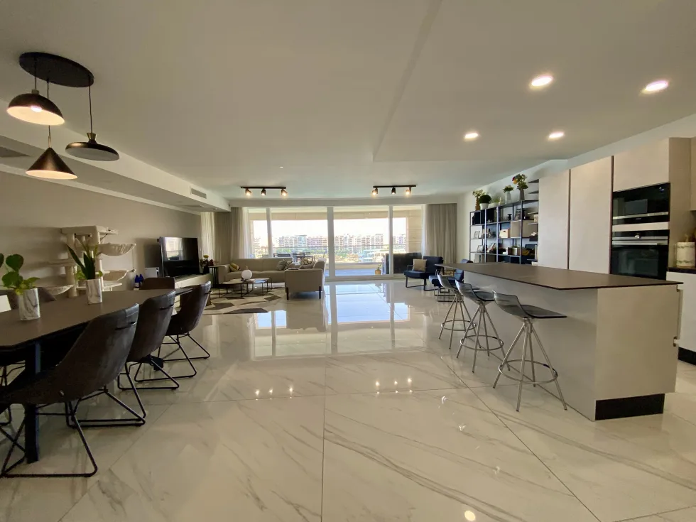 4 bed Apartment For Sale in St Julian's, St Julian's - thumb 2