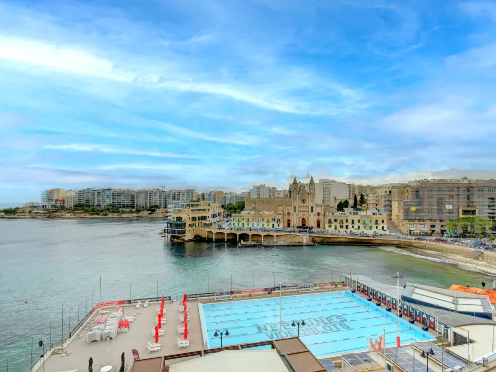 4 bed Apartment For Sale in St Julian's, St Julian's - thumb 6