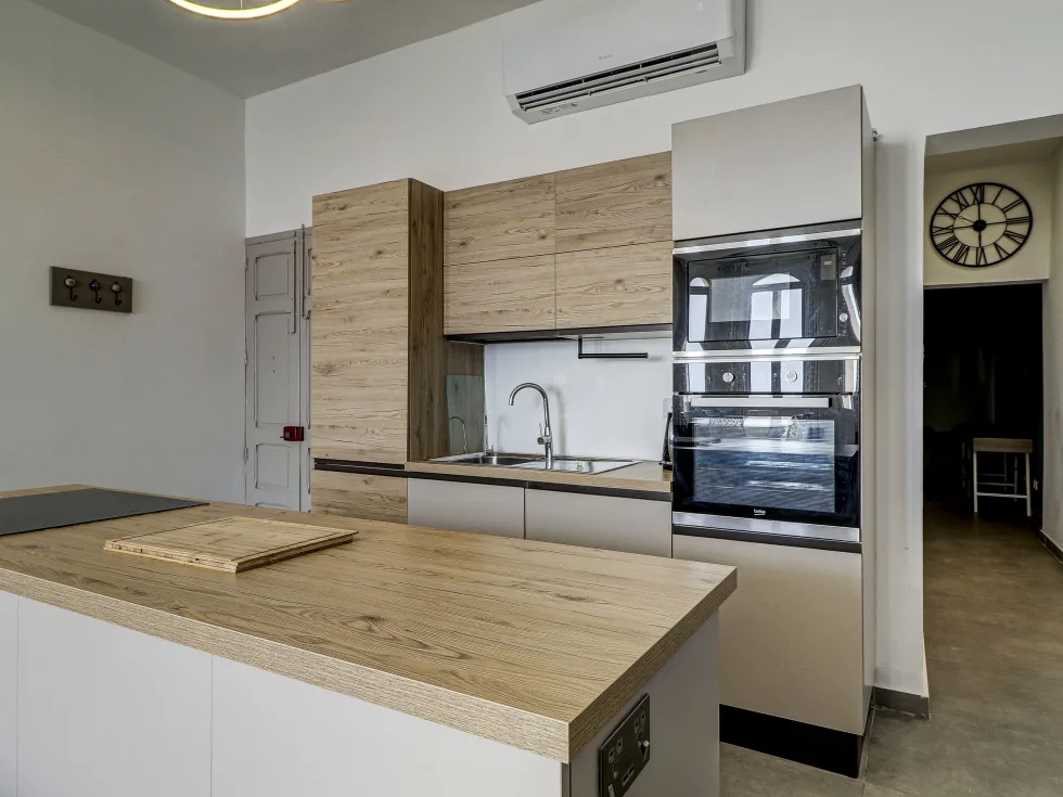 3 bed Apartment For Rent in Sliema, Sliema - thumb 6