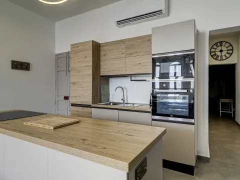 3 bed Apartment For Rent in Sliema, Sliema - thumb 6