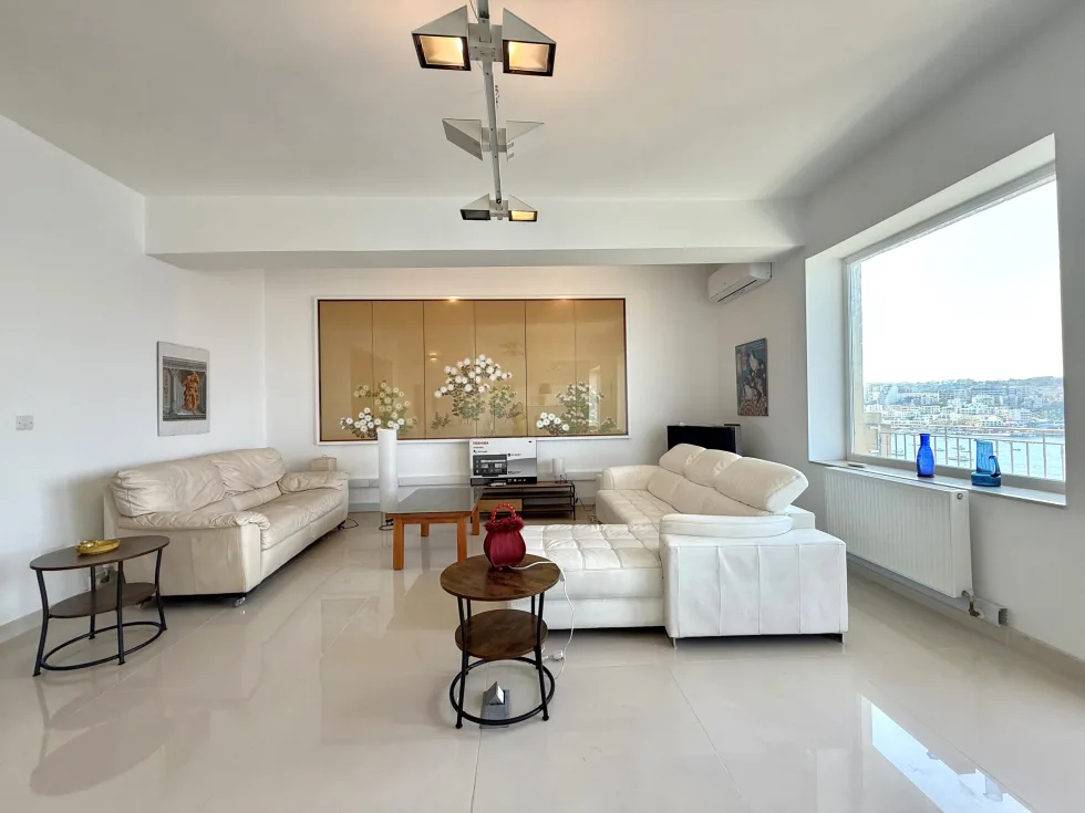 3 bed Apartment For Rent in St Paul's Bay, St Paul's Bay - thumb 3