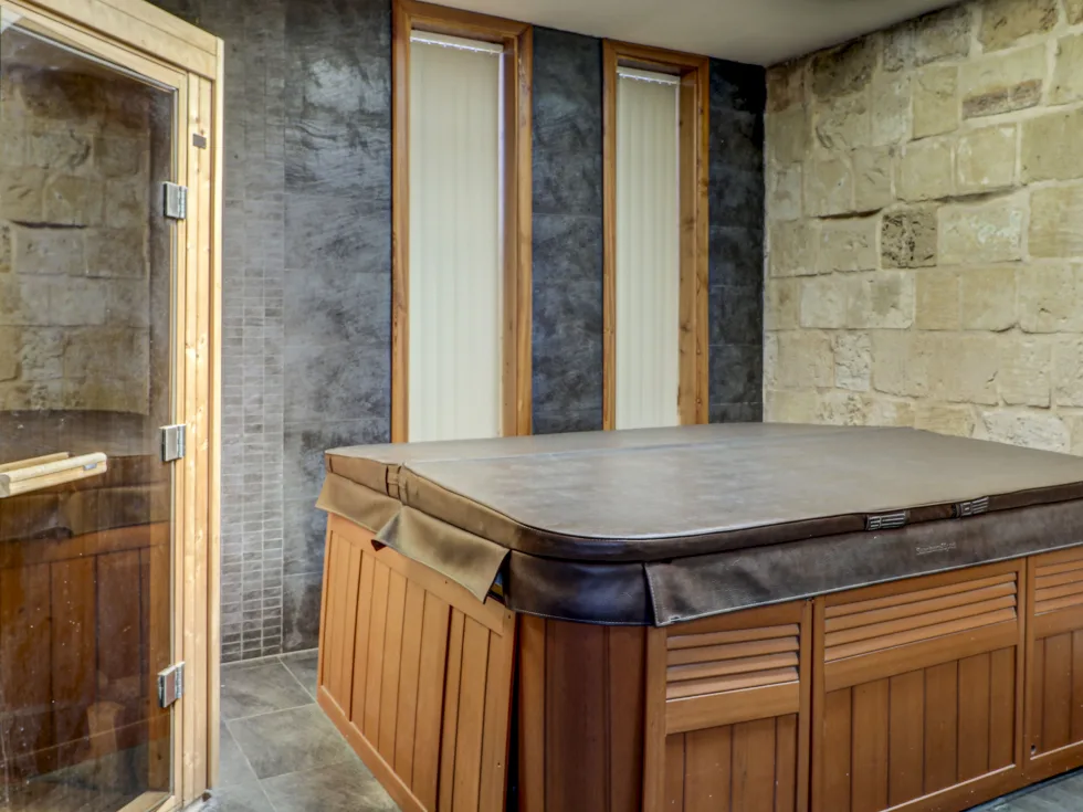 4 bed Farmhouse For Sale in Mgarr, Mgarr - thumb 13