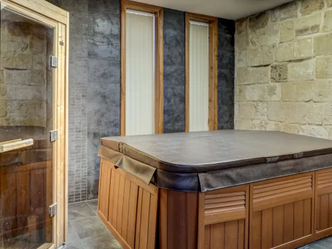 4 bed Farmhouse For Sale in Mgarr, Mgarr - thumb 13