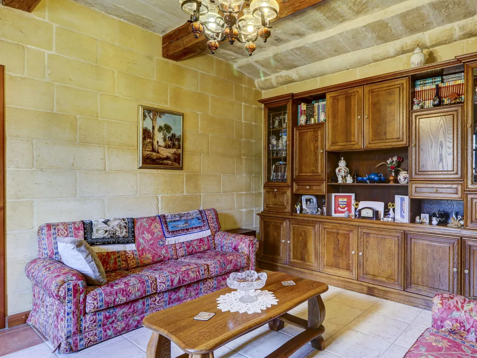 4 bed Farmhouse For Sale in Mgarr, Mgarr - thumb 14