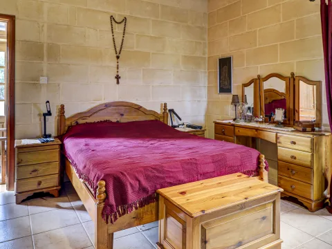 4 bed Farmhouse For Sale in Mgarr, Mgarr - thumb 15