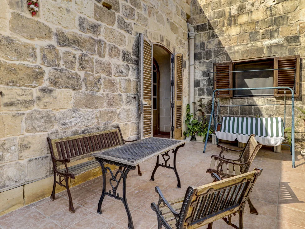 4 bed Farmhouse For Sale in Mgarr, Mgarr - thumb 3