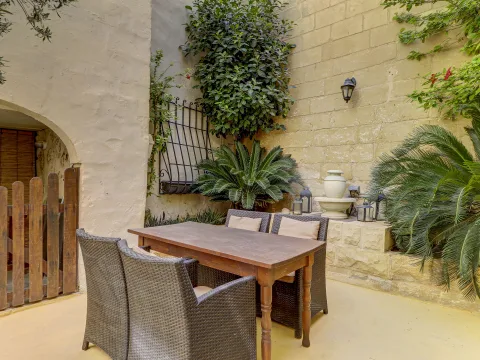 3 bed House of Character For Sale in Dingli, Dingli - thumb 2