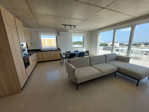 3 bed Penthouse For Rent in Naxxar, Naxxar - thumb 3