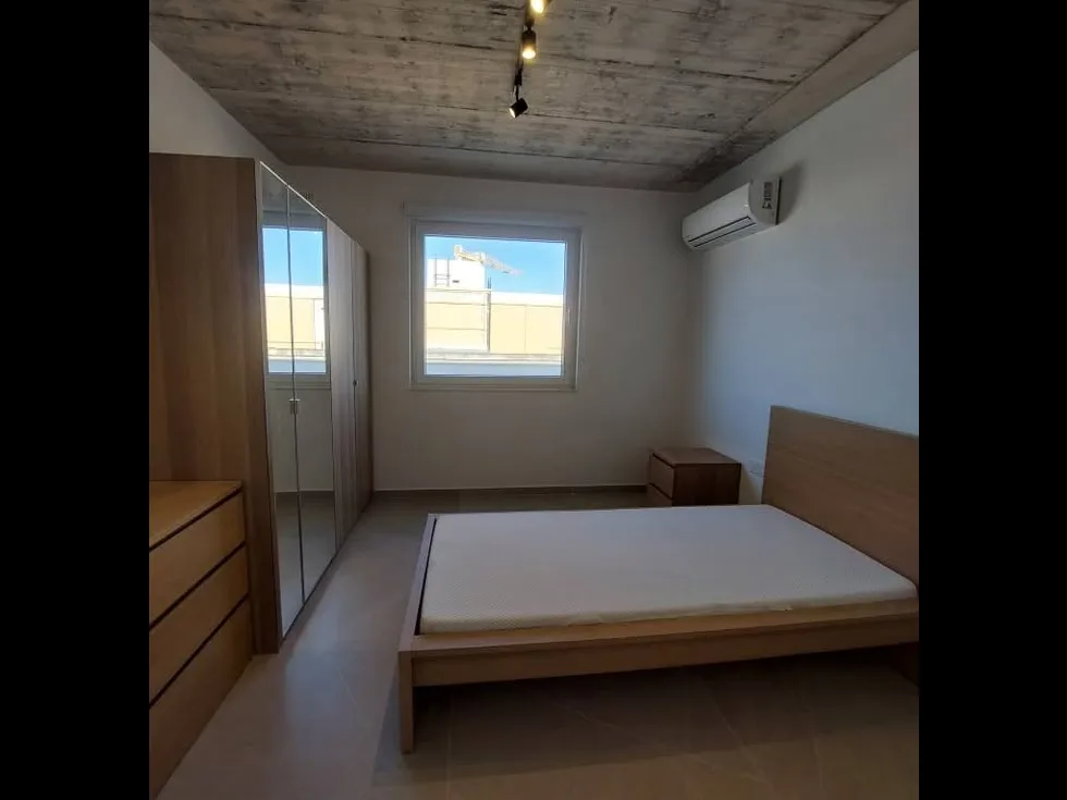 3 bed Penthouse For Rent in Naxxar, Naxxar - thumb 8