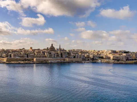 3 bed Apartment For Rent in Sliema, Sliema - thumb 1