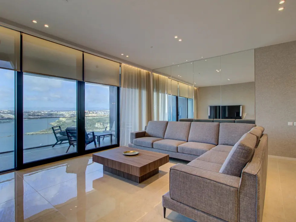 3 bed Apartment For Rent in Sliema, Sliema - thumb 4