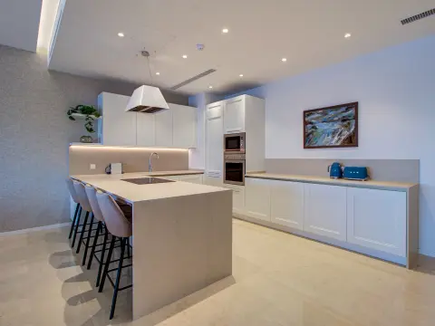 3 bed Apartment For Rent in Sliema, Sliema - thumb 8