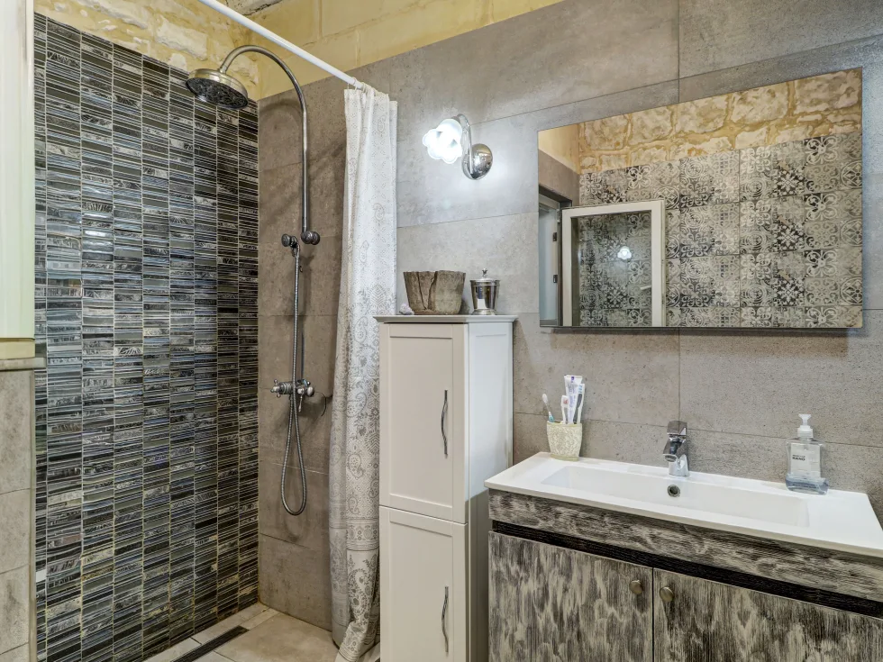 3 bed House of Character For Sale in Naxxar, Naxxar - thumb 19