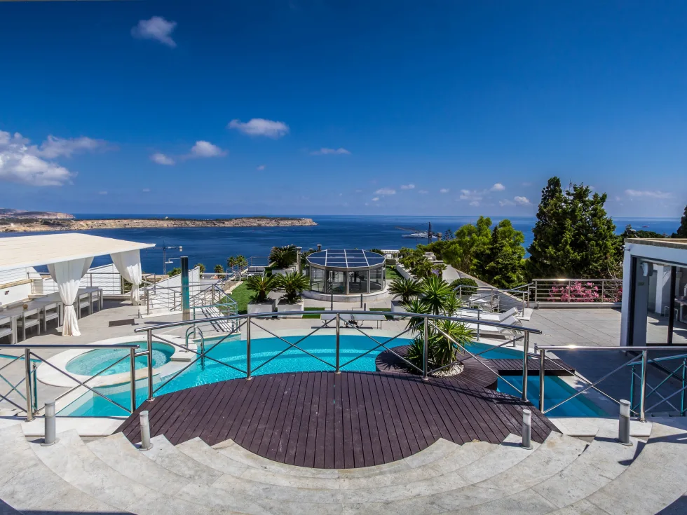 5 bed Villa For Sale in Mellieha, Mellieha - thumb 1