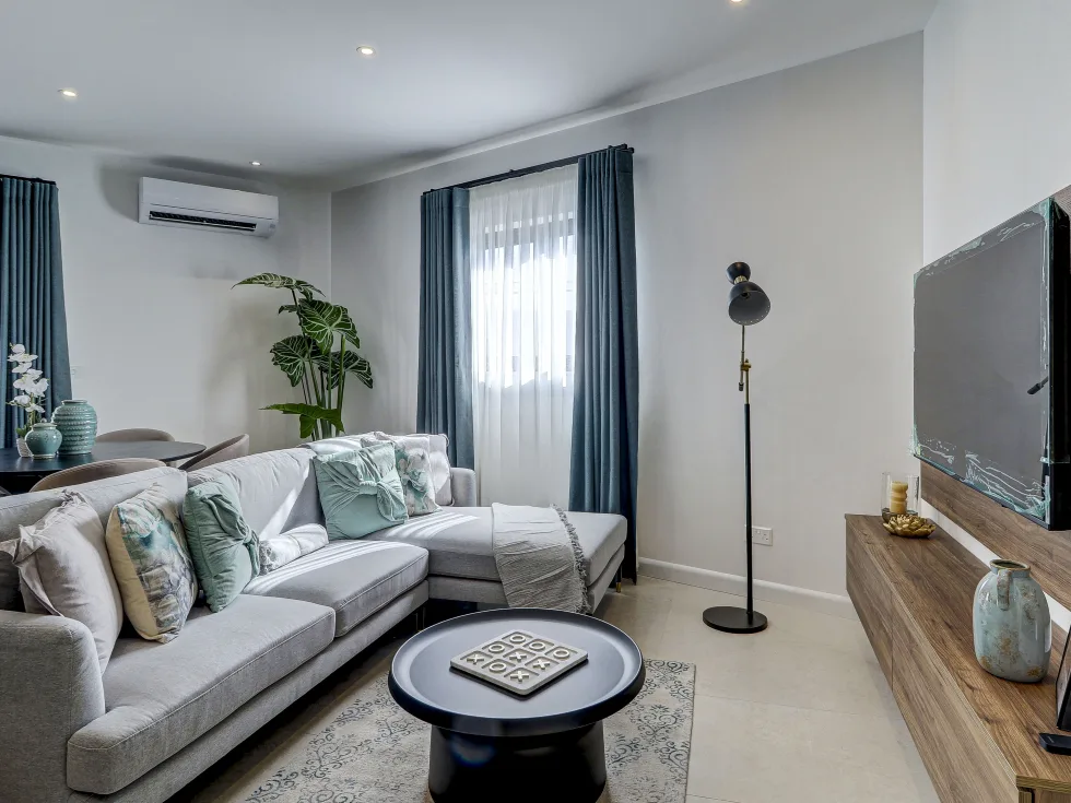 2 bed Apartment For Rent in Gzira, Gzira - thumb 1