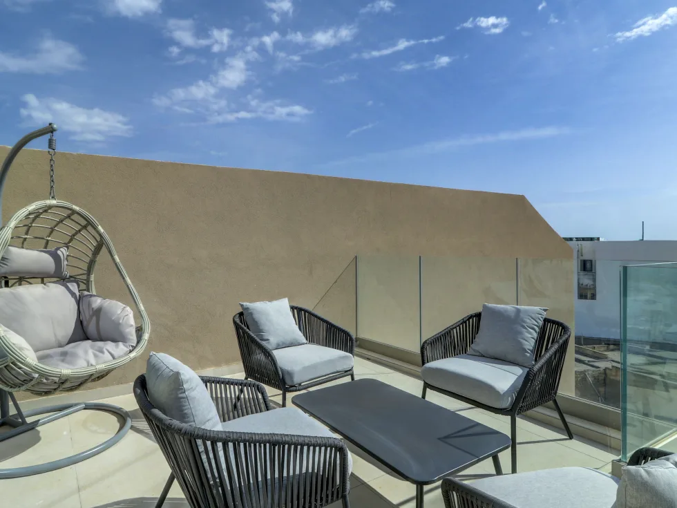 4 bed Penthouse For Rent in Gzira, Gzira - thumb 24