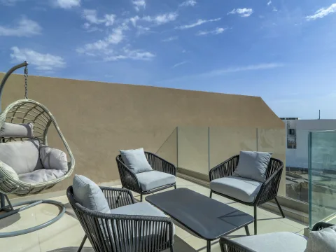 4 bed Penthouse For Rent in Gzira, Gzira - thumb 24