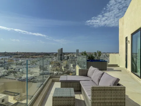 4 bed Penthouse For Rent in Gzira, Gzira - thumb 26