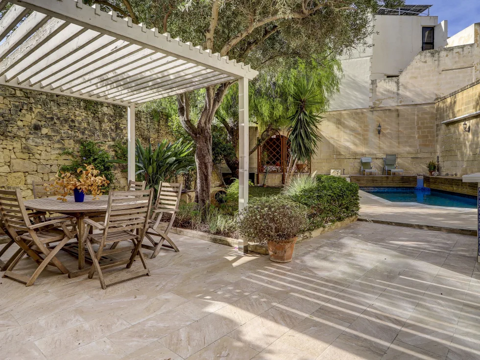 4 bed House of Character For Sale in Attard, Attard - thumb 3